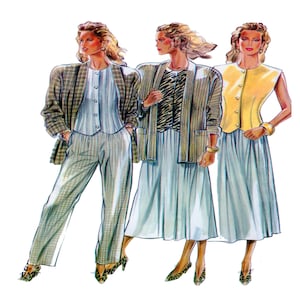 Könnte beinhalten: Drei Modeillustrationen, die Business-Outfits für Frauen zeigen. Die Outfits umfassen Blazer, Röcke und Hosen in verschiedenen Mustern und Farben, wie z. B. Karomuster, Streifen und einfarbiges Gelb. Die Models tragen Absätze.