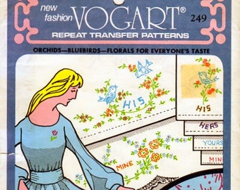 Vogart 249, Patrón de transferencia, Transferencia de hierro, Agujas, Petit Point, Bordado, Punto de cruz, Frontera floral, Flor, Aves, Lino, UNCUT