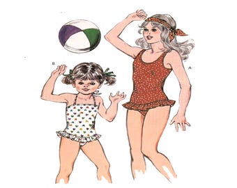 Kwik Sew 1339, enfant/fille, maillot de bain / combinaison solaire / patron de couture, volants, dos nu, débardeur, encolure dégagée taille 8-10-12-14, non coupé