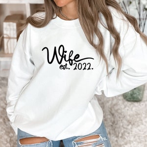 Wife Sweatshirt, Wifey Sweatshirt, Bride Sweatshirt, Mrs Sweatshirt, Fiance Sweatshirt, Mrs Crewneck