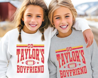 Go Taylors Boyfriend Sweatshirt, Chiefs Taylor Travis Travie Era, Kelce Travis Kansas City Chiefs Football Sweatshirt