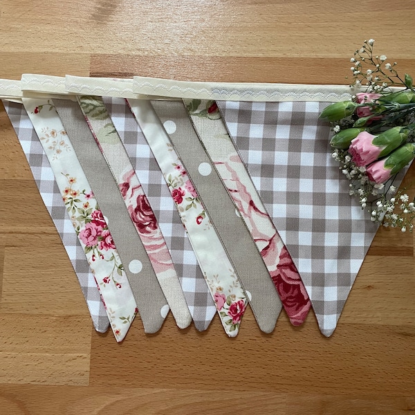 New Vintage floral shabby chic beige double sided fabric bunting. 3 metres long (9 flags)