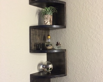Handmade Zig Zag Rounded Front Corner Shelf