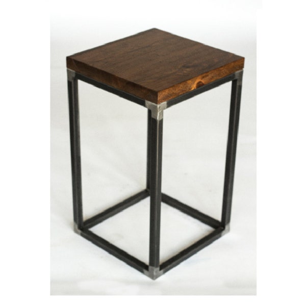 Solid Wood Side Table/End Table: Wilner Design
