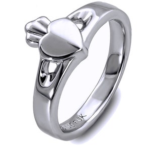 Ladies ULS-6166 Sterling Silver Modern Claddagh Ring