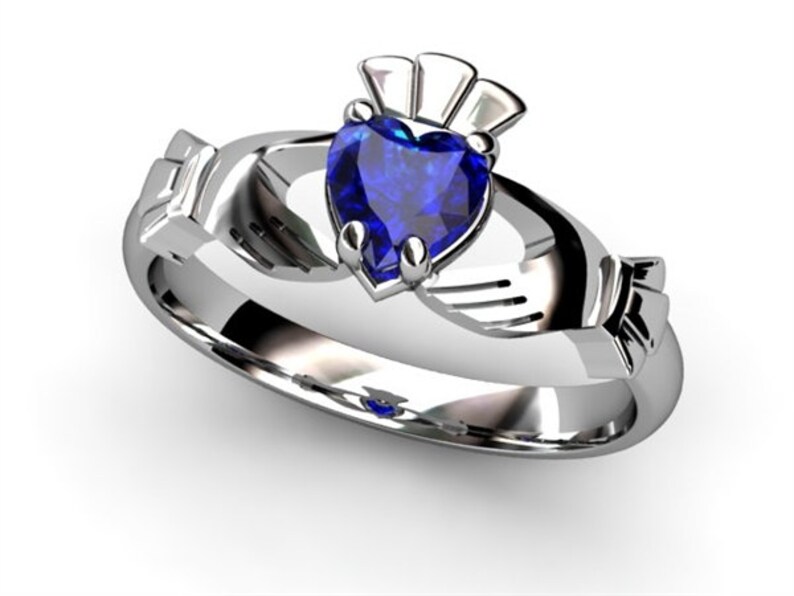 14K Solid Gold Claddagh Ring Etsy