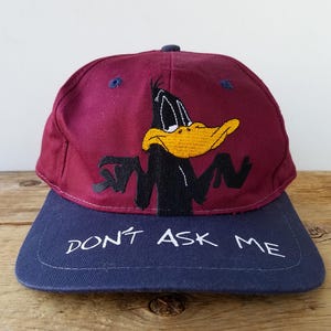 Vintage 90s DAFFY DUCK 'Don't Ask Me' Oficjalna czapka typu snapback Looney Tunes - 1994 Czapka baseballowa Warner Bros. - Fresh Caps Haftowana czapka z daszkiem