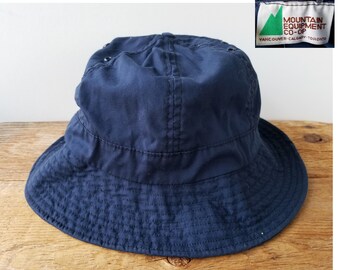 Vintage MOUNTAiN EQUiPMENT CO-OP  Bucket Hat - Large 6 Panel Cotton Outdoors Fishing Hiking Camping Sun Cap - MEC Unstructured Hat