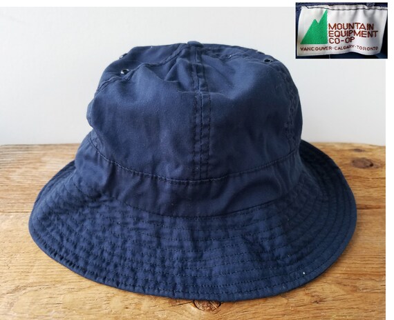 Vintage MOUNTAiN EQUiPMENT CO-OP  Bucket Hat - La… - image 1