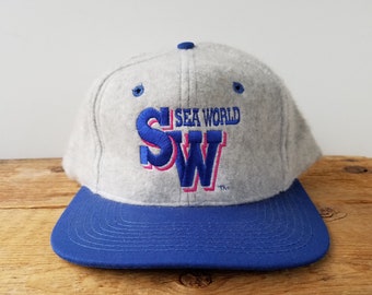 Vintage 1992 SEA WORLD Fleece Strapback Hat - Deadstock 90s Souvenir 2 Tone Gray Blue Baseball Cap - San Diego California Adjustable Ballcap