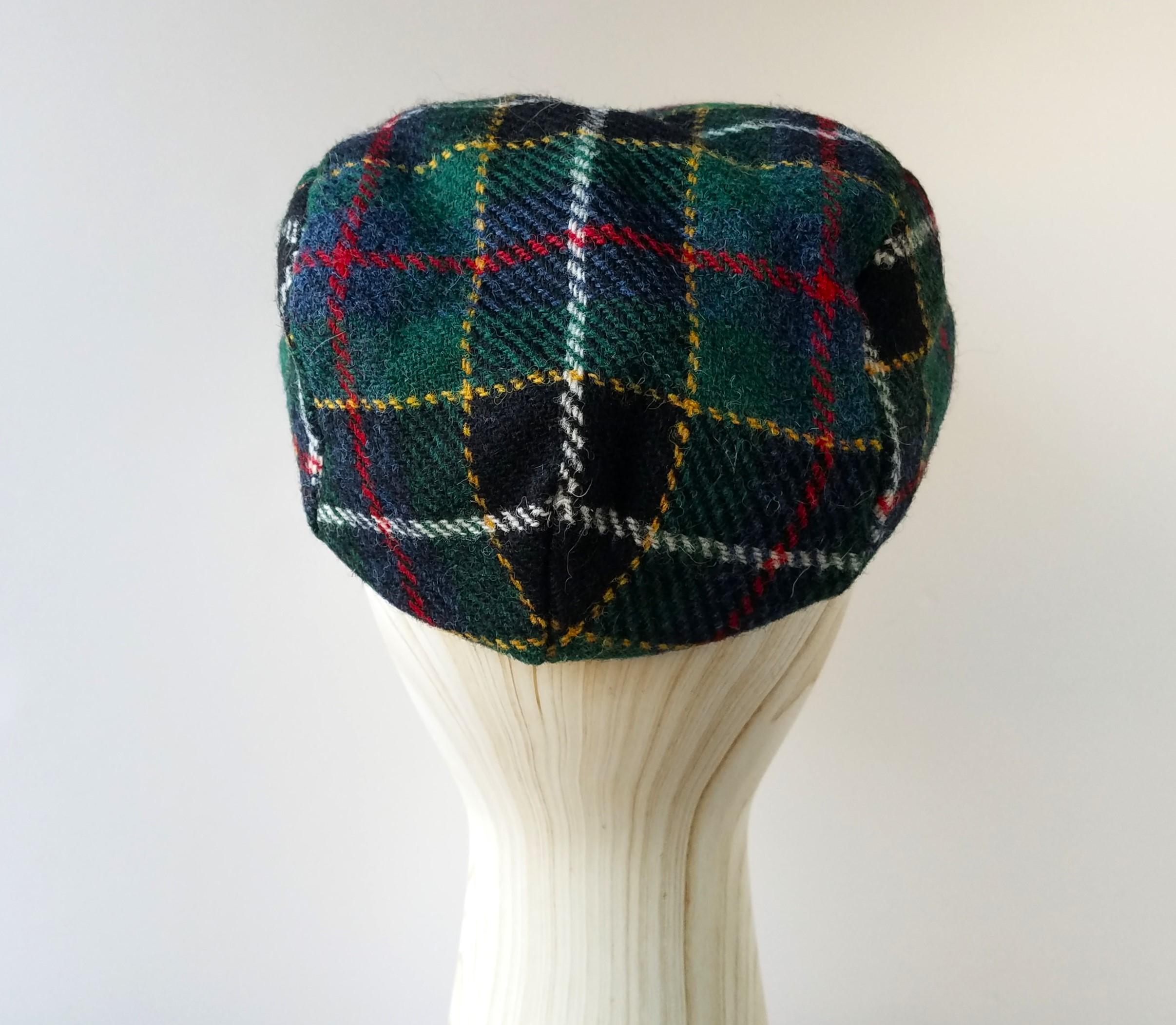 Vintage GREVI Italy Wool Classic Tweed Plaid Flat Cap Size  display picture 1