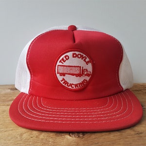Vintage 70s TED DOYLE TRUCKING White Mesh Red Trucker Snapback Hat Defunct Truck Carrier Promo Patch Baseball Cap Retro Young An Gt Lanning