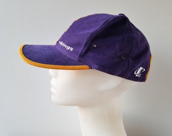 Gorra de béisbol vintage de los Minnesota VIKINGS de los años 90, de perfil  bajo y deportiva, con logo, con licencia oficial de la NFL, color