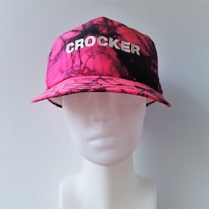 Vintage 90s CROCKER Tie Dye Pink Neon Black Snapback Hat Zamboni Equipment Distributor Nylon Baseball Cap Ice Skate Smooth Surface Promo Hat