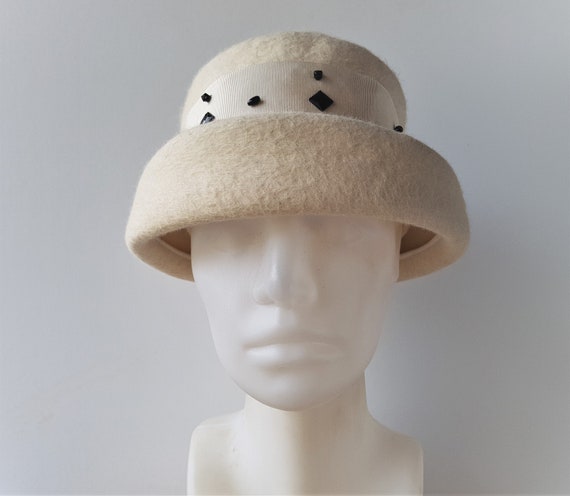Vintage 1960s Italian TOSCANO Ermine Fur Felt Hat - Cream  display picture 3