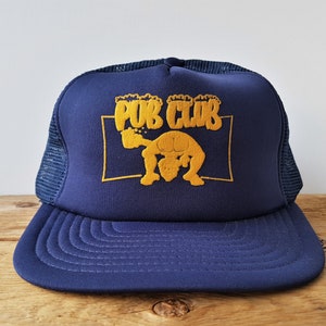 Vintage 80s PUB CLUB Beer & Rear Party Trucker Hat Navy Blue Mesh Snapback Original Baseball Cap Wilson M/L Adjustable Ballcap