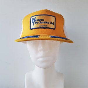 WESTERN TIRE SERVICE Ltd. Vintage 80s Trucker Hat Saskatoon Mesh Snapback Baseball Cap Retro Blue Laurel Leaf Captain Yupoong Ballcap