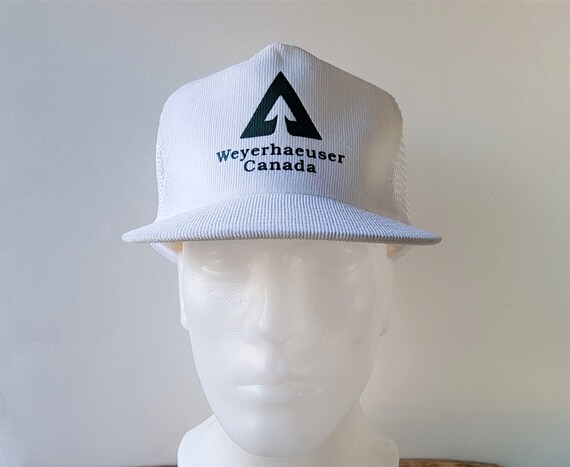 WEYERHAEUSER CANADA Vintage 90s Trucker 
