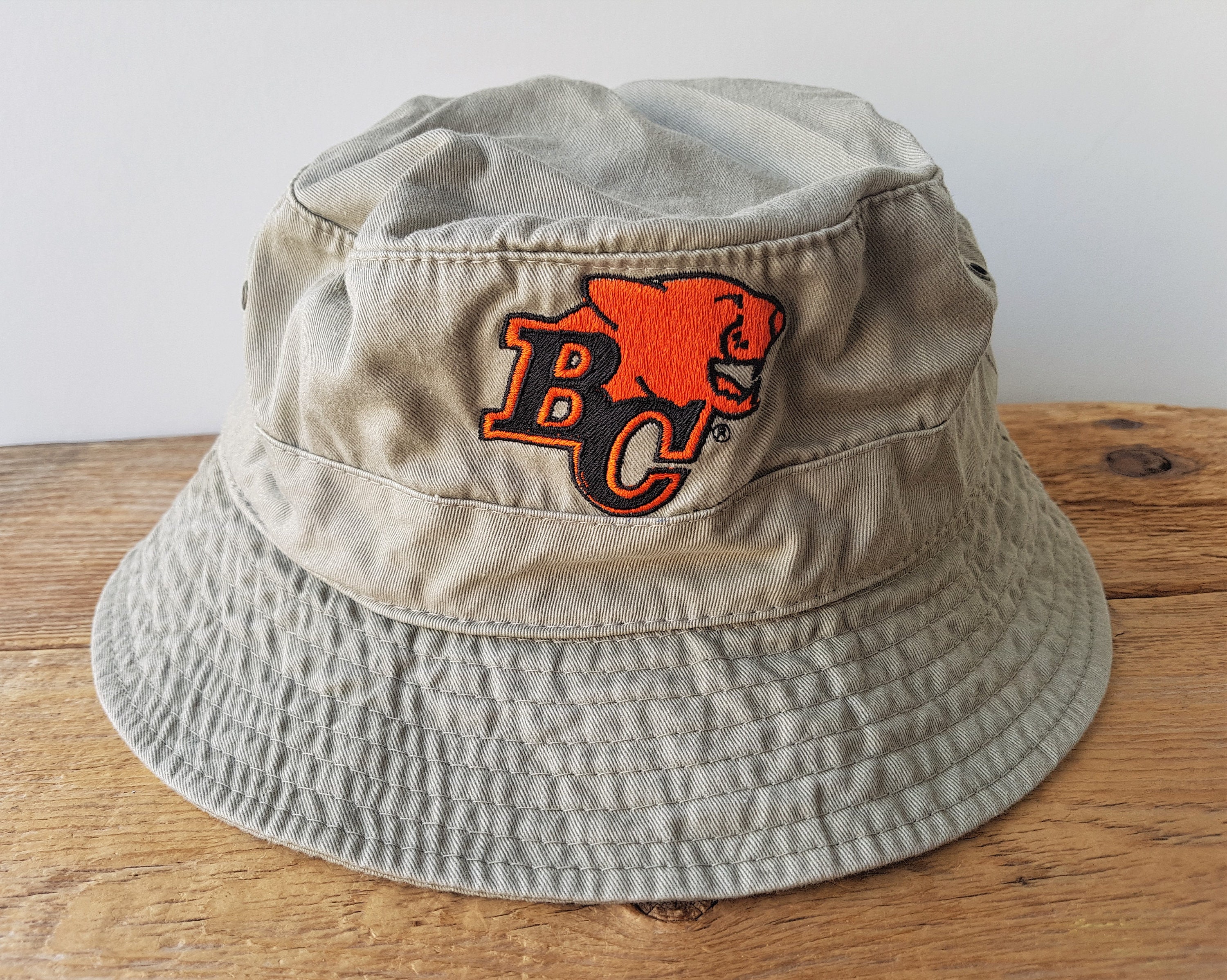 Vintage anni '90s Nero & Bianco Stampa Animale Pelliccia Sintetica Bucket Hat Accessori Cappelli e berretti Cappelli da pescatore 
