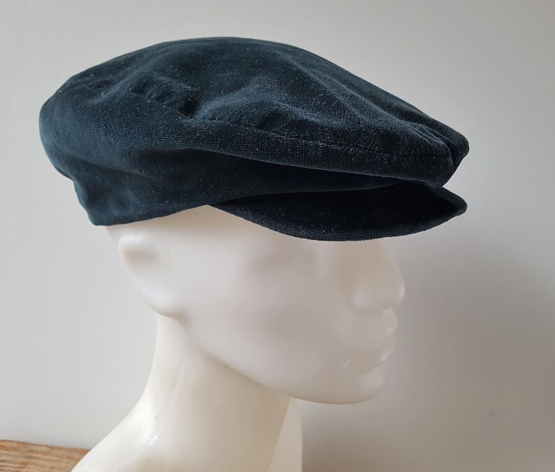 Vintage 90s DOLCE & GABANNA Classic Velvet Newsboy Cap Dark Prussian Blue Cabbie Flat Hat with Snap Brim Made in Italy Authentic Hologram image 4