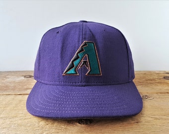 Vintage Arizona DIAMONDBACKS Original New Era Diamond Collection Hat - Solid Purple MLB 5950 Wool Fitted Baseball Cap - Made in USA Sz 7 1/8