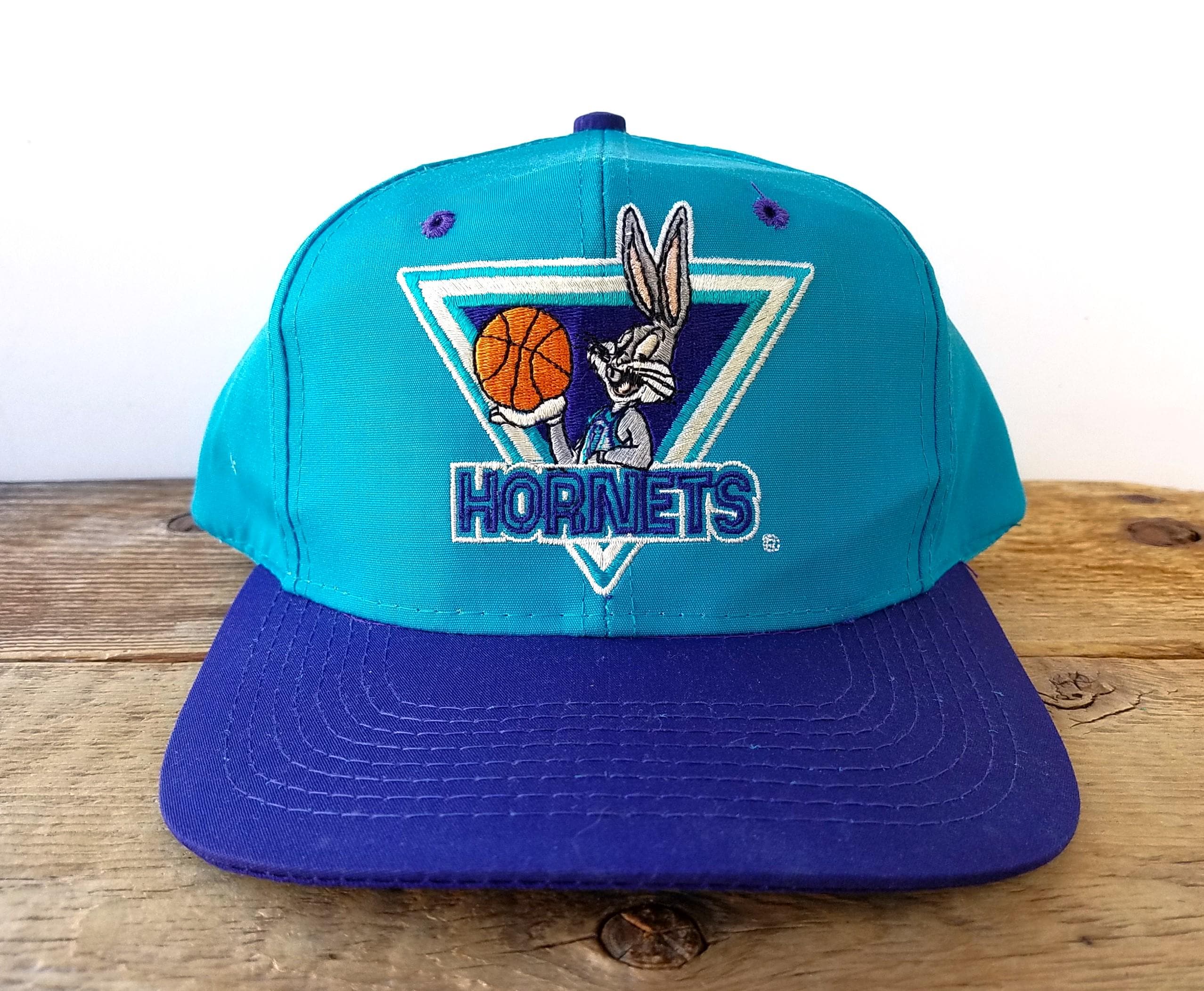 Casquette Snapback Charlotte Hornets Années 90 – Brodée, édition Limitée, Alonzo Mourning – Neuf NBA Officiel
