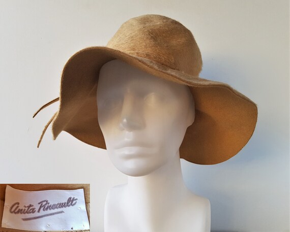 Vintage 70s ANITA PIREAULT Furry Camel Brown Hat … - image 1