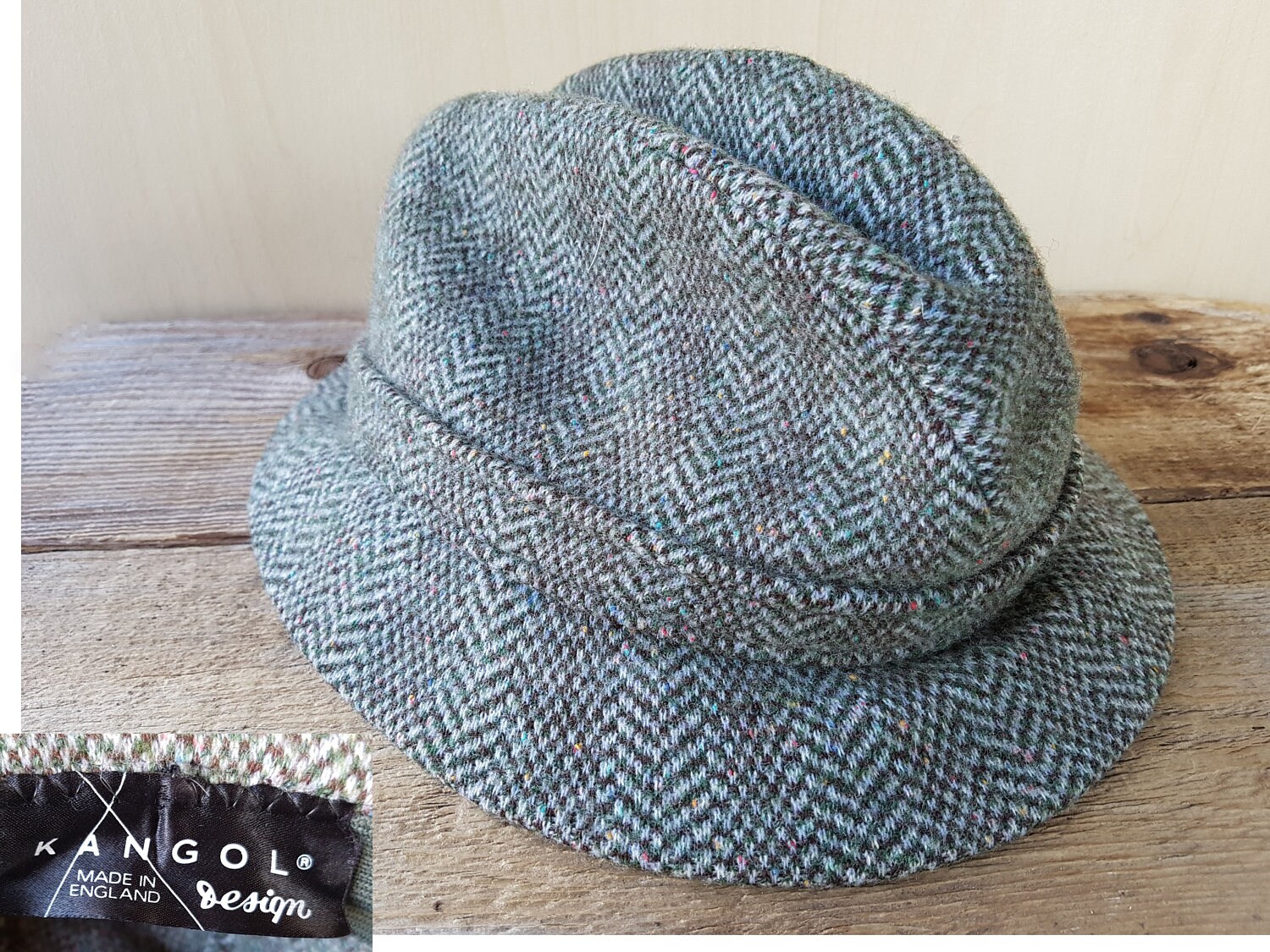 Vintage KANGOL Gray Rainbow Speckled 