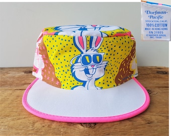 Boné vintage do Pernalonga dos anos 80, modelo Neon Painter - Produto novo da Warner Bros. de 1988, estilo Looney Tunes, fabricado pela Dorfman Pacific em Hong Kong.