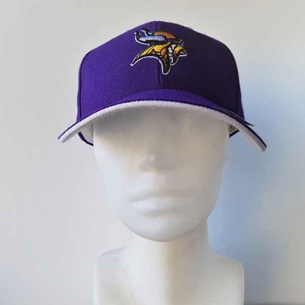 Vintage Minnesota VIKINGS Deadstock Hat - Twins Enterprise Low Profile Baseball Cap - Official Licensed NFL Football Purple NoS Hook & Loop