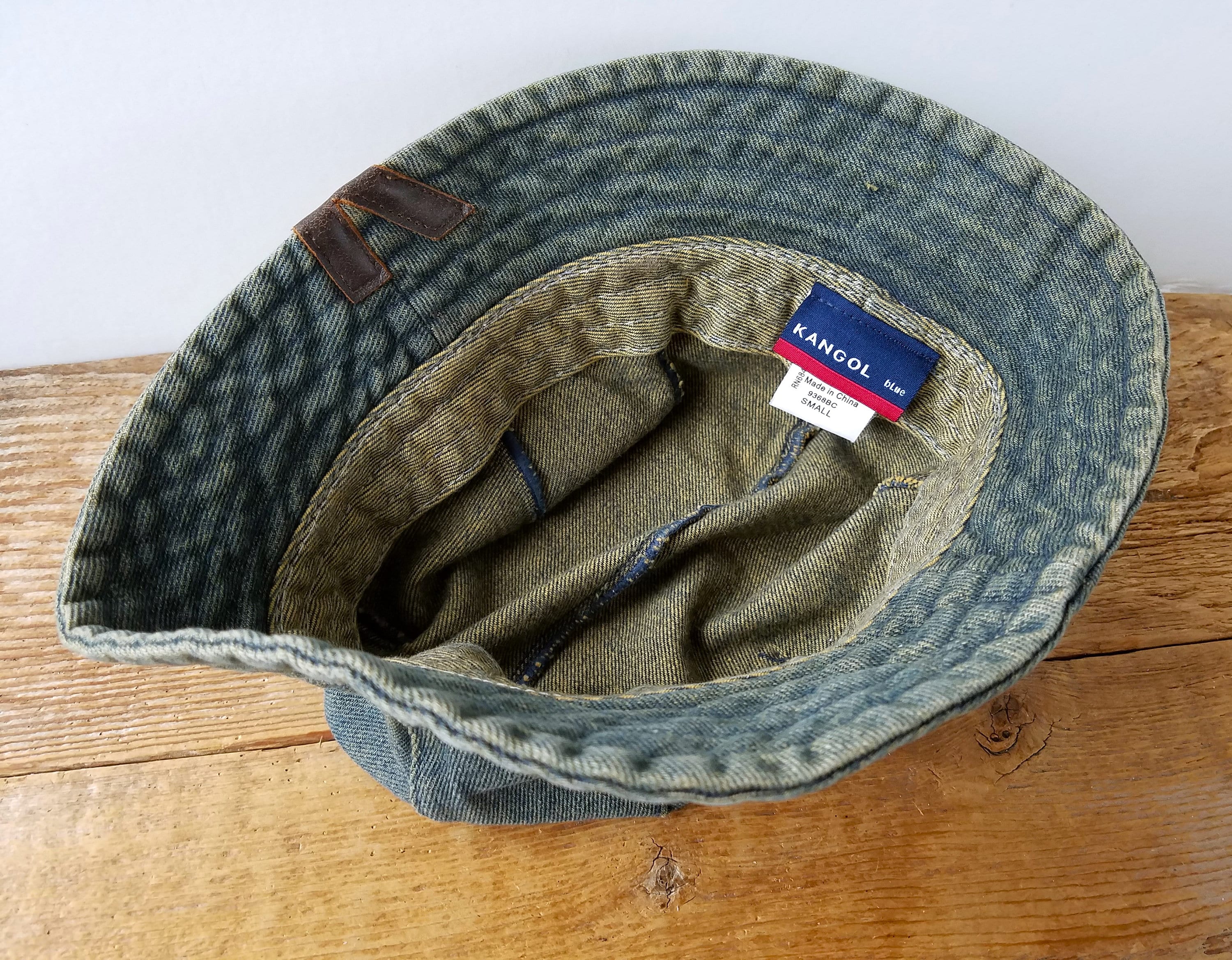 KANGOL　カンゴール　Levi's　リーバイス　サンバイザー Vintage 80s KANGOL Denim Lahinch Bucket Hat - Rare Leather