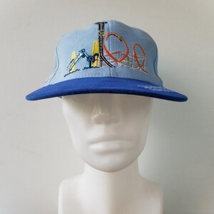 Vintage 90s DREAMWORLD AUSTRALIA Theme Park Promo Hat -  Embroidered Thunderbolt Wipeout Tower of Terror Rides Adjustable Baseball Cap