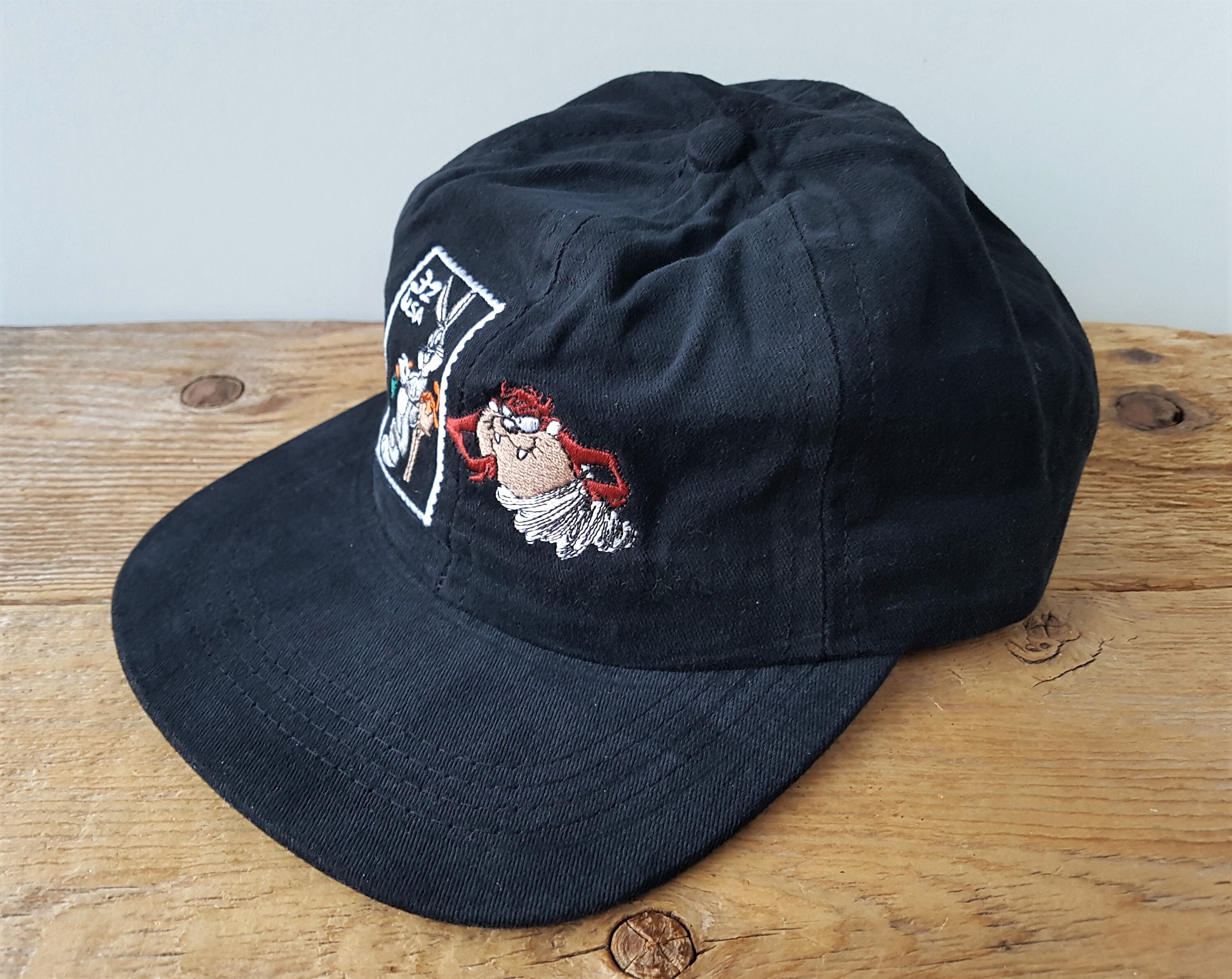 Vintage 90s BUGS & TAZ Snapback Hat Official Looney Tunes 1997