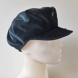 Vintage 90s DOLCE & GABANNA Classic Velvet Newsboy Cap Dark Prussian Blue Cabbie Flat Hat with Snap Brim Made in Italy Authentic Hologram image 6