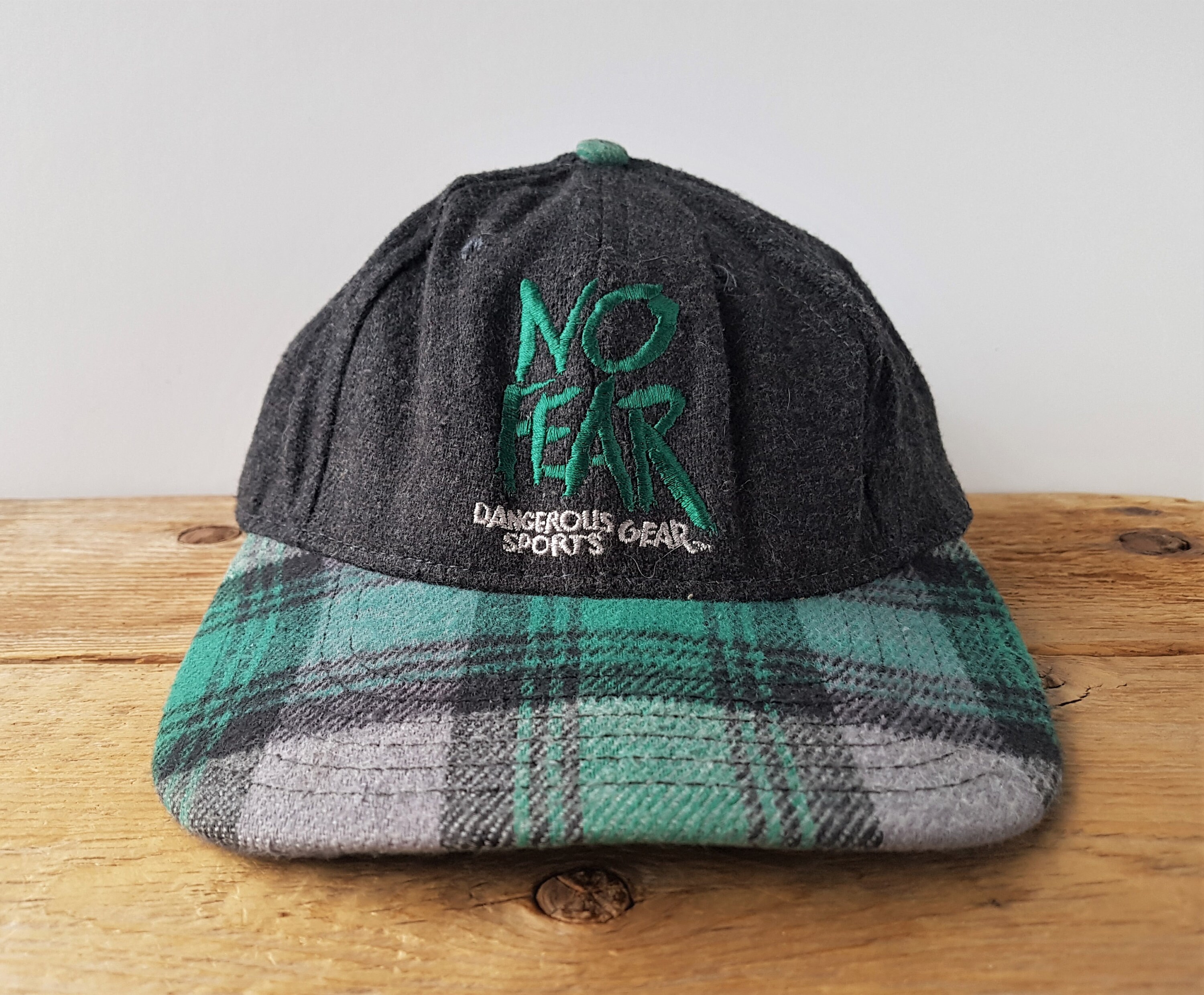 Vintage 90s NO FEAR 'dangerous Sports 