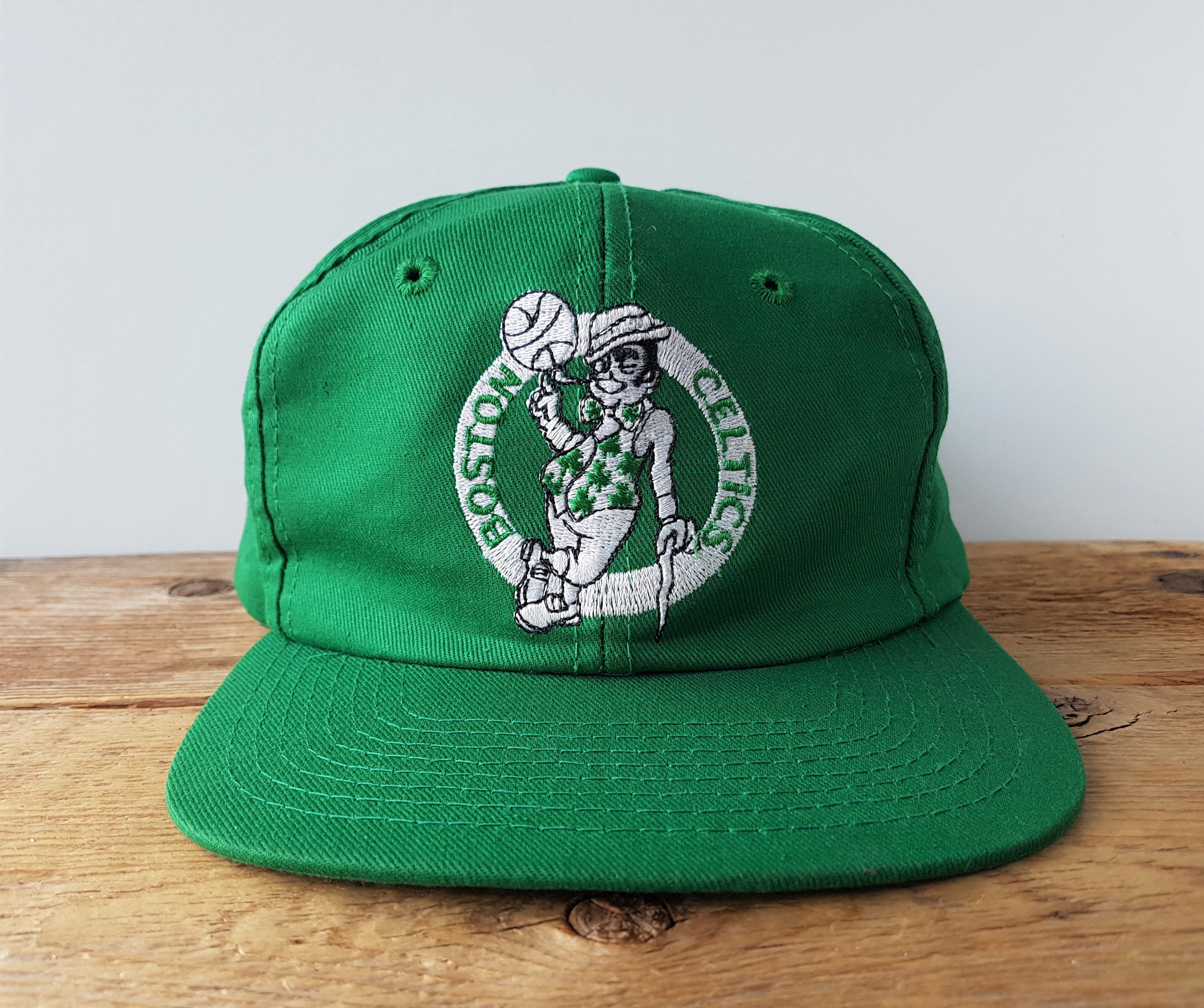 BOSTON CELTICS CLASSIC LOGO SNAPBACK HAT (UNIVERSITY BLUE)