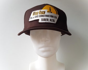 Boné Trucker Vintage Anos 80 WELL-TECH para Construção de Petróleo e Gás - Taber Alberta, Marrom, Tela, Fecho Ajustável - Designer Award Headwear
