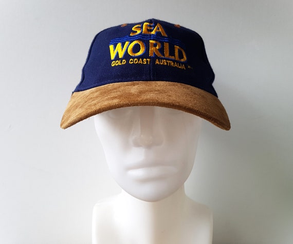 90s VINTAGE GOLD COAST -DAFFY DUCK FACE- Vintage 90s Gold Coast T-Shirt: Single Stitch Cotton Tee, Made in USA