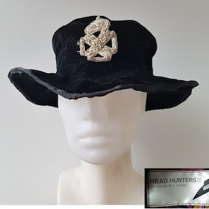 Vintage 1960's Head Hunters Hat Co Vancouver Millinery Velvet Nanny Velour Hat Collapsible Mary Poppins Style with Sparkly Beaded Cloth Pin