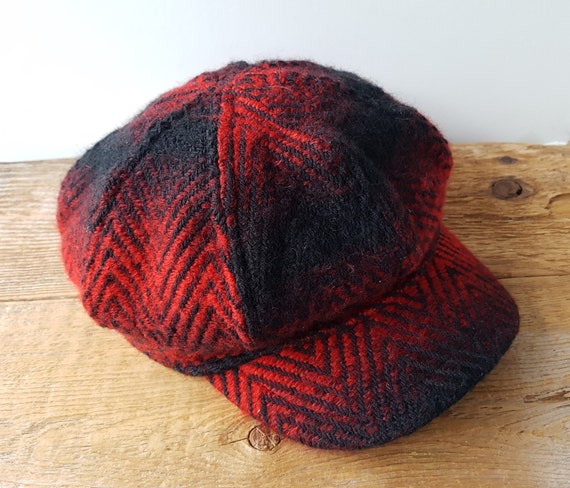 Buy Vintage ANDRE DIFFUSION Red Black Zig Zag Wool Hat W  display picture 1