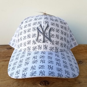 New York Yankees Deadstock - Etsy