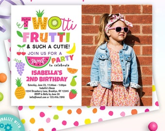 Invitación editable para el segundo cumpleaños de TWOtti frutti con una foto/plantilla en línea de invitación a una linda fiesta frutal de Twotti con frutas de verano