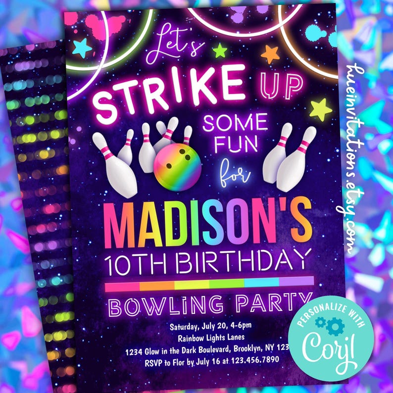 Puede incluir: Invitaci&oacute;n a una fiesta de cumplea&ntilde;os con tem&aacute;tica de bolos en tonos ne&oacute;n rosa, azul y verde, con el texto "Let's Strike Up Some Fun for Madison's 10th Birthday Bowling Party". La invitaci&oacute;n tiene un fondo negro con estrellas y una bola de bolos y bolos.