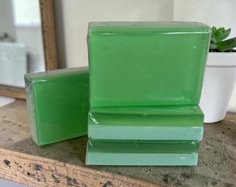 Jabón artesanal de glicerina y leche de cabra Mt. Dew