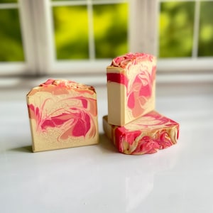 Pink Sugarplum - Handmade Artisan Soap / Cold Process Soap / Handmade Bar Soap / Fruity Soap / Beach Soap / Soap / Bar Soap