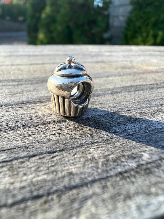 Cupcake pandora store