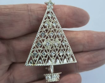 Eisenberg Ice Christmas Tree brooch, White Christmas tree rhinestone scarf pin, vintage Holiday jewelry, Eisenberg Ice jewelry,