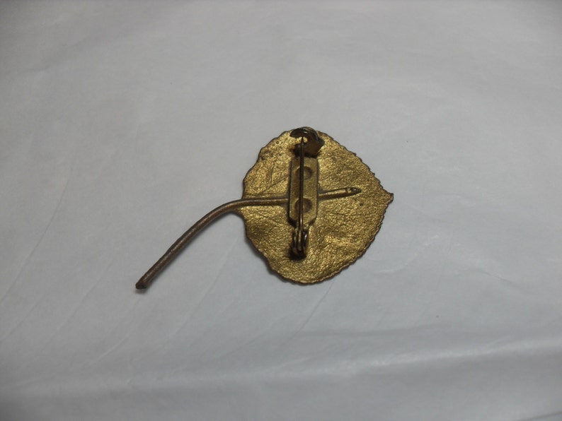 Gold Aspen Leaf Brooch Vintage Jewelry Gift Under 10 Gingerslittle Gold Leaf Scarf pin High Fashion Hipster Modernistic style