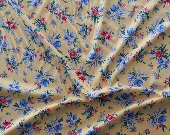 JOHN LOUDEN LILAC UNICORN FLOWERS FABRIC 100/% COTTON 112CM WIDE PER HALF METRE