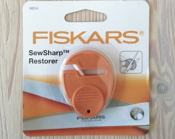 Fiskars, Sew Sharp Scissors Restorer and Sharpener